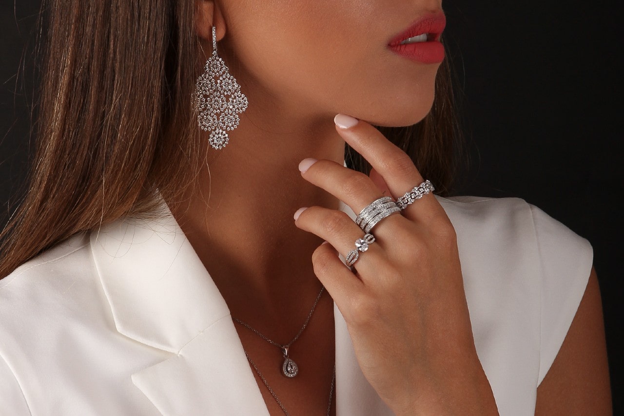 lady wearing platinum jewelry