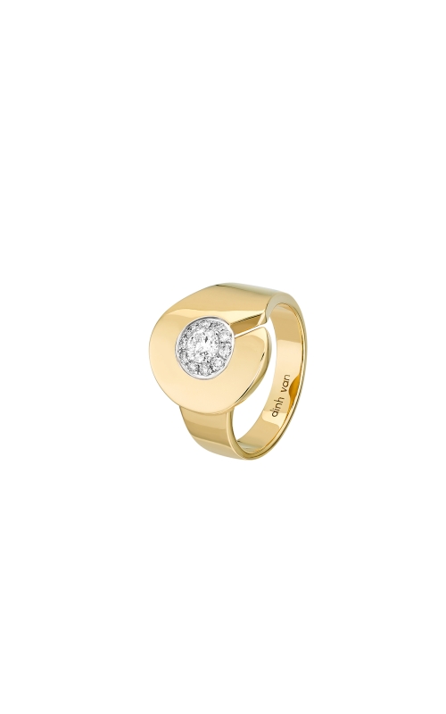 A minimalist yellow gold solitaire ring, featuring a brilliant round diamond.