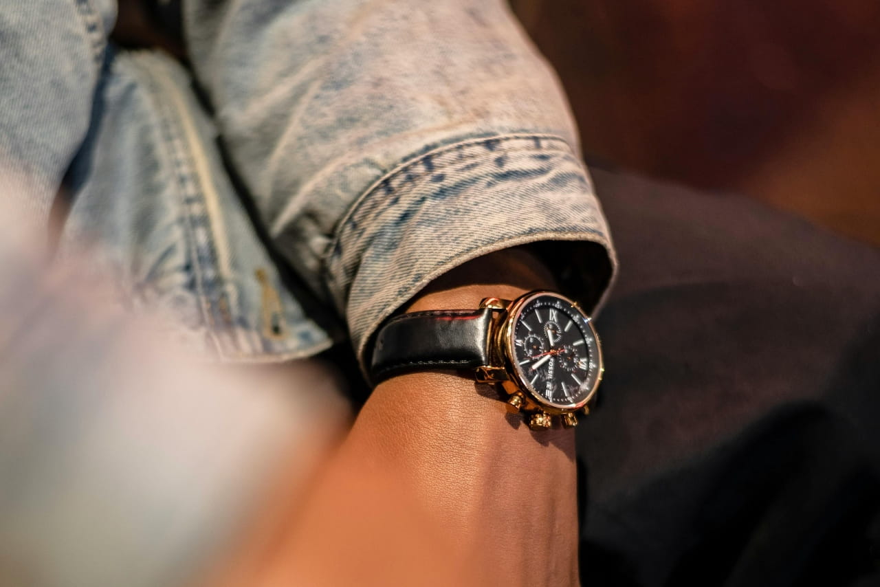 Wrist wearing watch